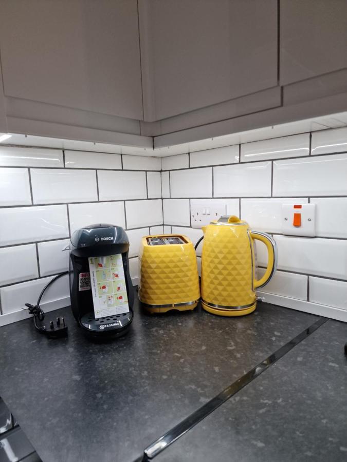 Balco Sherwood Apartment - 2 Bedrooms, 5 Beds - Sky Tv And Internet Nottingham Esterno foto